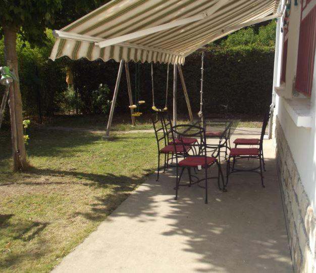 Studio En Rez-De-Jardin Dans La Verdure Apartment Aix-en-Provence Bagian luar foto
